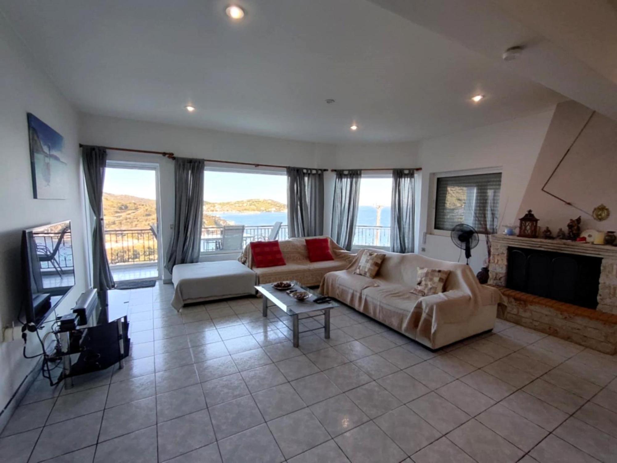 Aegean Beachfront Holiday home